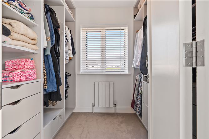 39 Earls Well, Waterfall, Cork