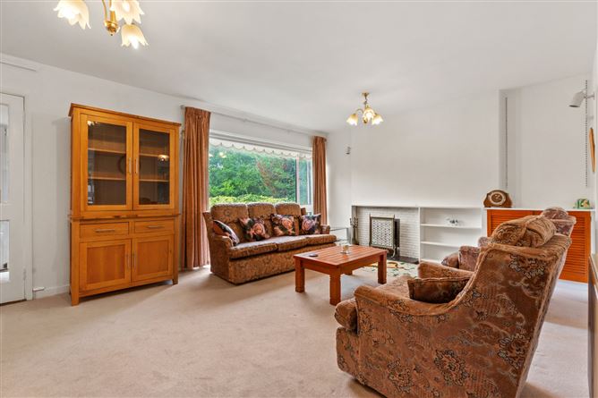 25 Cabinteely Avenue, Cabinteely, Dublin 18