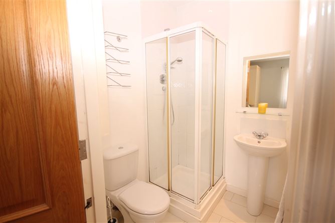 2 Holywell Avenue, Sea Road, Kilcoole, Co. Wicklow
