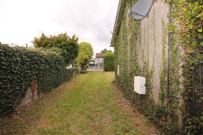 5 Library Road, Shankill, Dublin 18