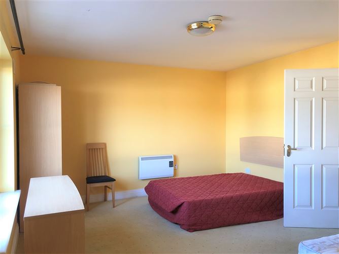 4 Block A, Clare Inn Suites, Dromoland, Newmarket on Fergus, Clare