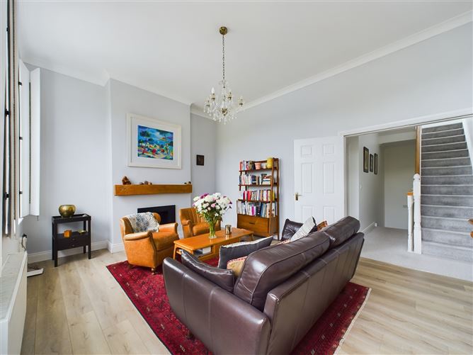 4 River View Place, Glenbrook, Passage West, Cork