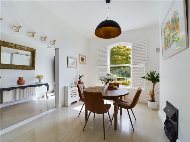 4 River View Place, Glenbrook, Passage West, Cork