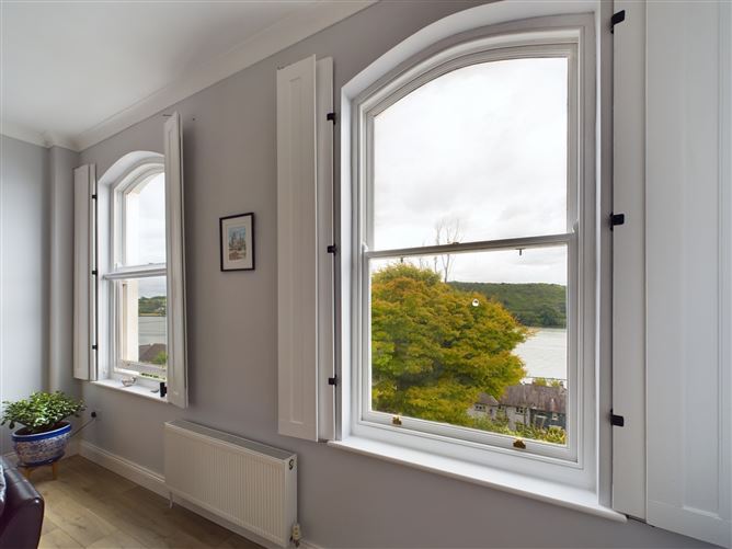 4 River View Place, Glenbrook, Passage West, Cork