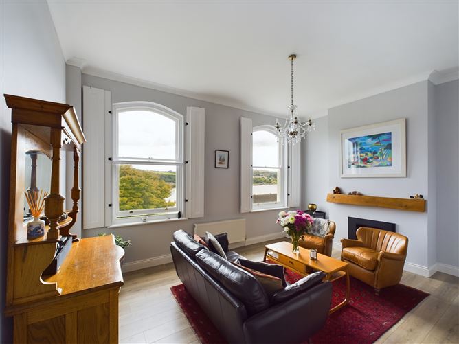4 River View Place, Glenbrook, Passage West, Cork