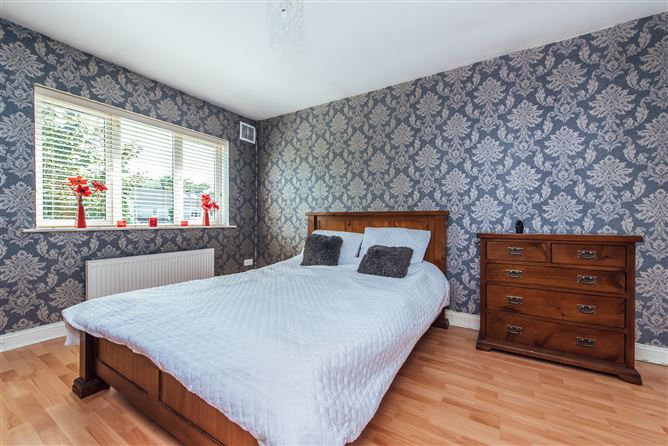 7 College Farm Rise, College Farm, Newbridge, Co. Kildare