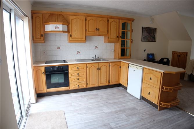 12 The Square, Loughrea, Galway