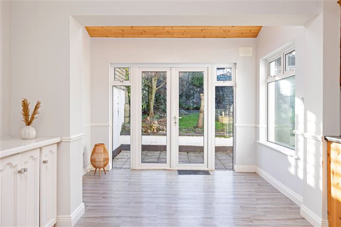 10 Lakeside Park, Naas, Kildare