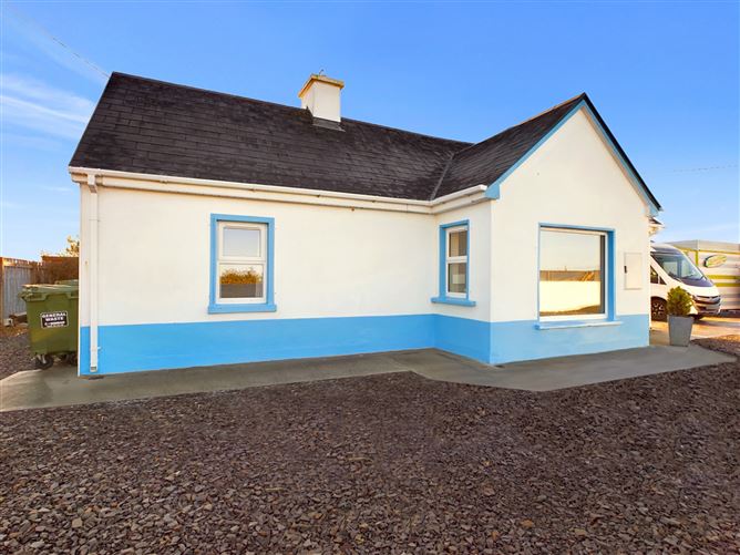 Strand Camping, Killard Road, Doonbeg, Kilrush, Co. Clare.