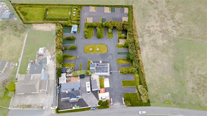Strand Camping, Killard Road, Doonbeg, Kilrush, Co. Clare.