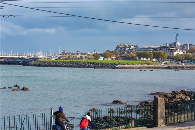 4 Purbeck, Monkstown, Co. Dublin