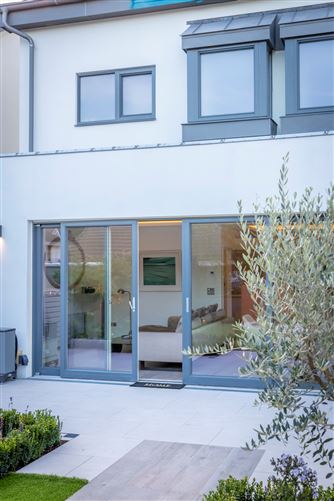 4 Purbeck, Monkstown, Co. Dublin
