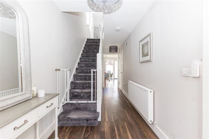 2 Knightsgate Crescent, Rush, Dublin