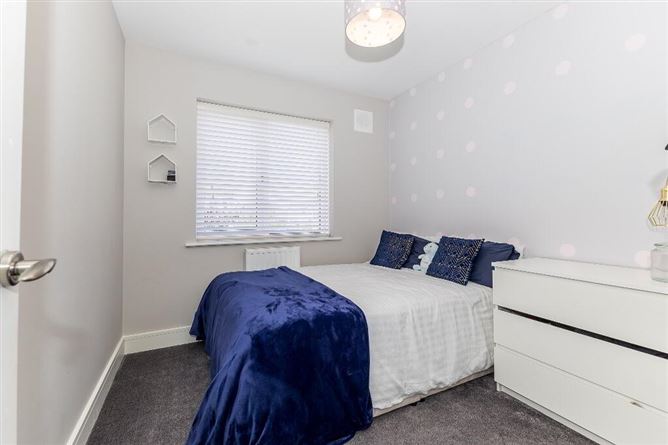 2 Knightsgate Crescent, Rush, Dublin