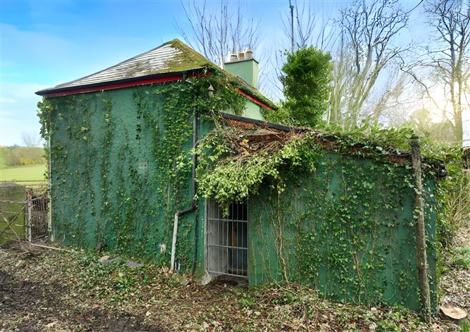 Period Farmhouse On C. 1.53 Acre, Knocknagull , Dunlavin, Wicklow