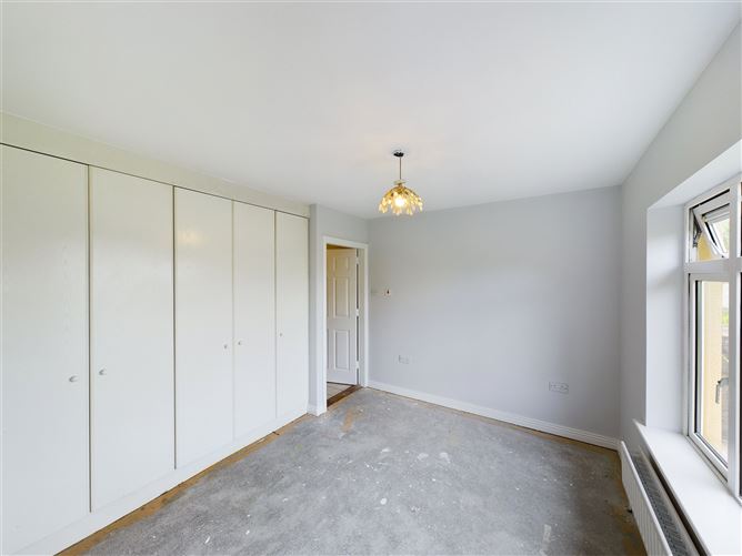 22B Aughanteeroe, Gort Road, Ennis, Co. Clare