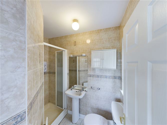 22B Aughanteeroe, Gort Road, Ennis, Co. Clare