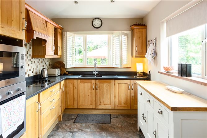14 Woodbine Lawn, Inniscarra View, Ballincollig, Cork, P31 HX07