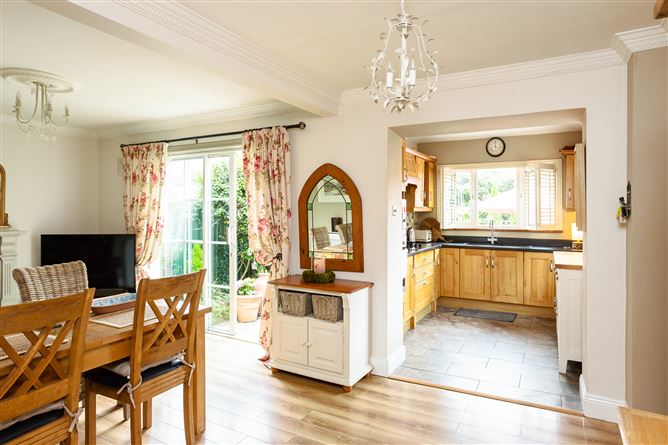 14 Woodbine Lawn, Inniscarra View, Ballincollig, Cork, P31 HX07