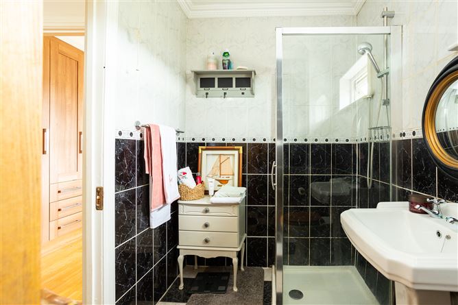 14 Woodbine Lawn, Inniscarra View, Ballincollig, Cork, P31 HX07