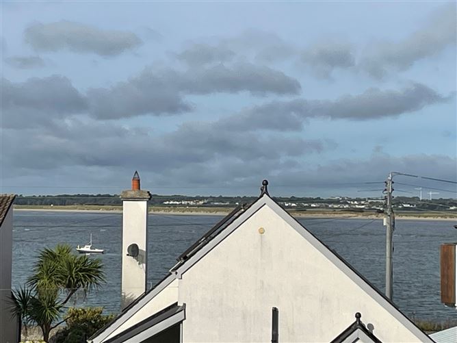 6 St Fintans Road, Sutton, Dublin 13
