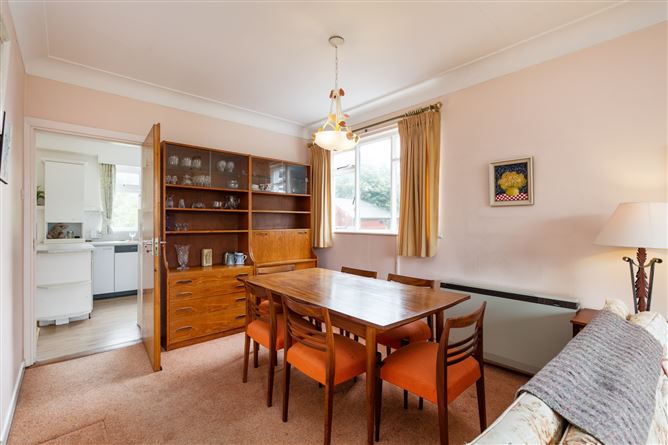 6 St Fintans Road, Sutton, Dublin 13