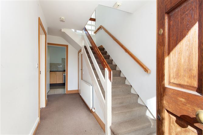 10 Carrig Lawn, Upper Kilmacud Road, Dublin 14