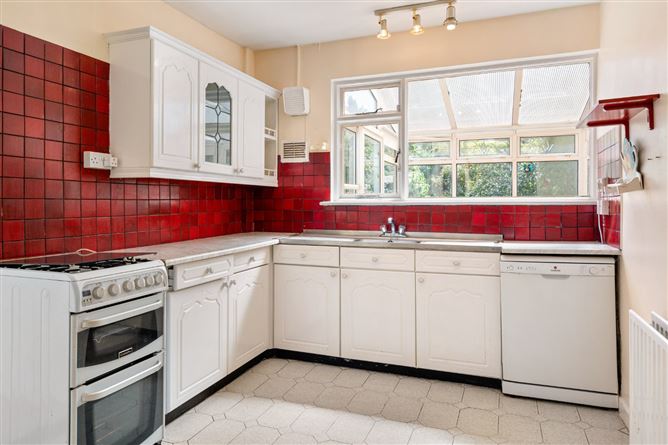 121 Ballinclea Heights, Killiney, Co. Dublin