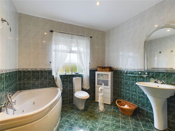 Barnacullen, Knockcroghery, County Roscommon