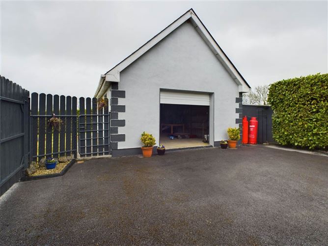 Barnacullen, Knockcroghery, County Roscommon