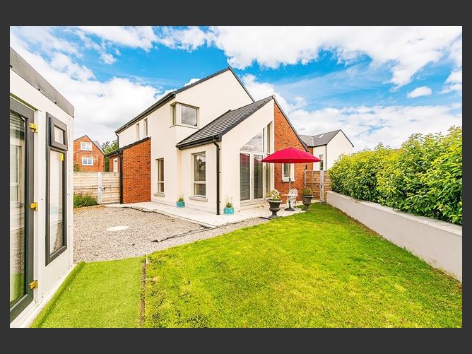 33 Limetree Hall, Maynooth, Co Kildare., Maynooth, Kildare DNG Brid