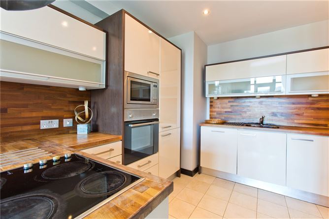 410 Beacon One,Beacon Court,Sandyford,Dublin 18,D18 YP08