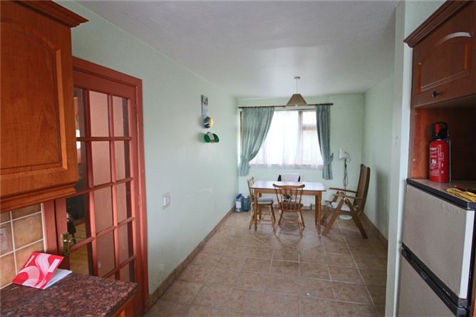 8 Dristernan, Drumshanbo, Co. Leitrim