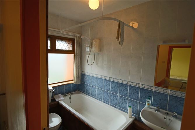 8 Dristernan, Drumshanbo, Co. Leitrim