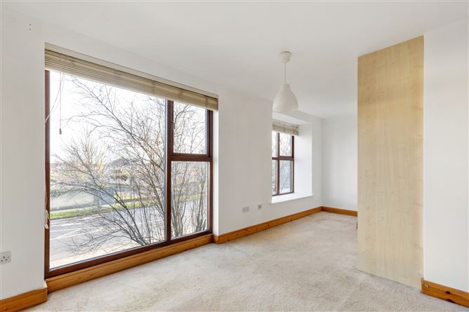 54 Castlegate Crescent, Adamstown, Lucan, Co. Dublin