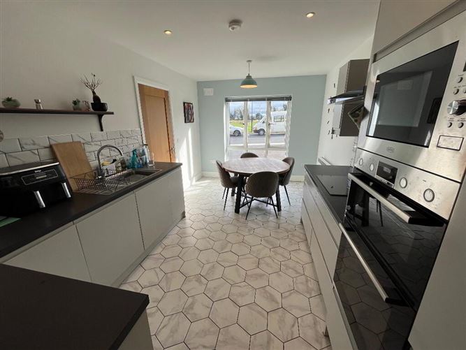 3 Court View, Friary Walk, Callan, Kilkenny