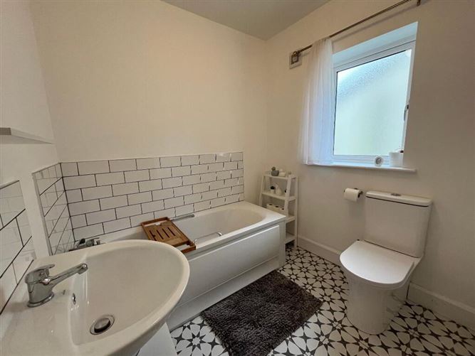 3 Court View, Friary Walk, Callan, Kilkenny