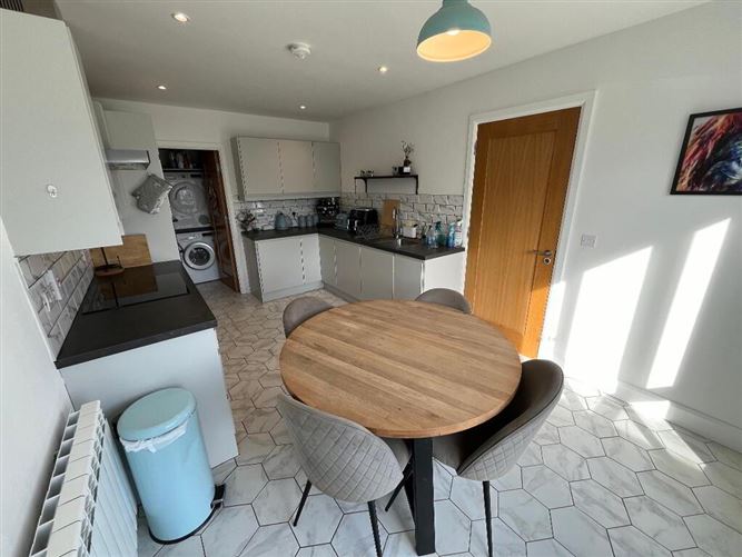 3 Court View, Friary Walk, Callan, Kilkenny