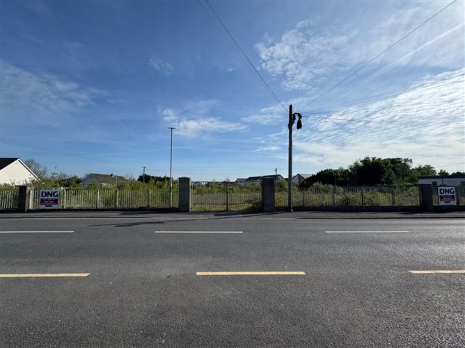 Wolfe Tone Street, Mountmellick, Co. Loais