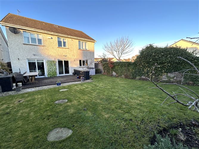 16 Castlemartin Green, Bettystown, Meath