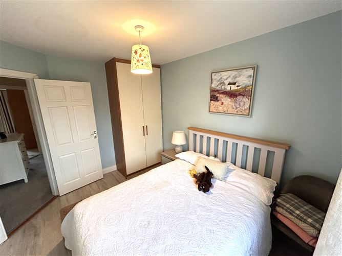 16 Castlemartin Green, Bettystown, Meath