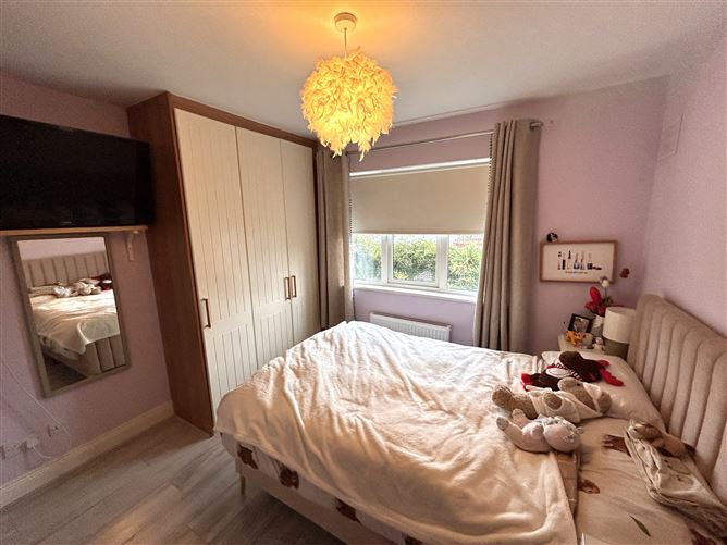 16 Castlemartin Green, Bettystown, Meath