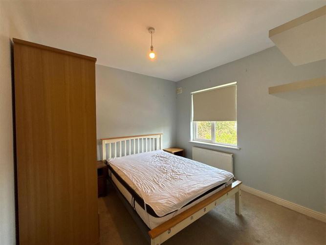 Photo 8 of 13 — 14 Westgate Court, Gravel Walk, Clonmel, Tipperary
