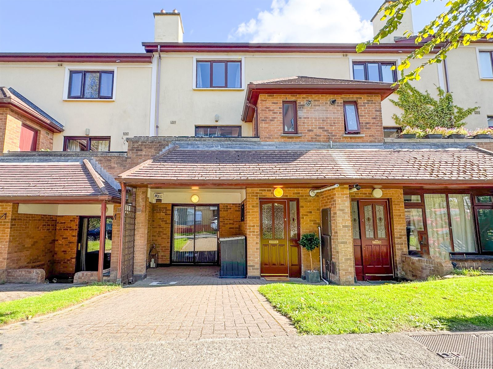 8 Gleann na Ri, Druids Valley, Cabinteely, Dublin