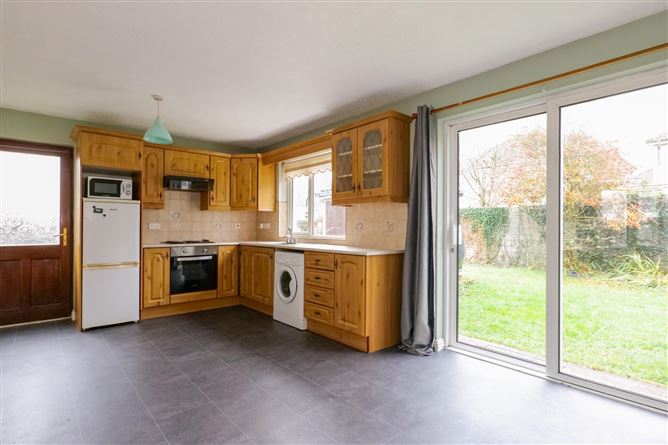 8 Liosmor, Cappagh Road, Knocknacarra, Galway