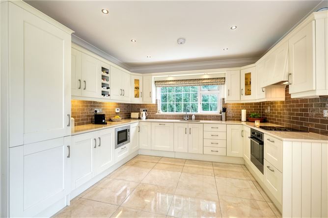 4 Castle Court, Newtownforbes, Co. Longford