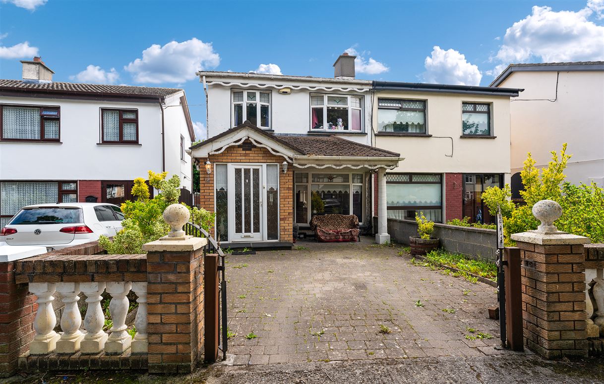 12 Wheatfield Avenue, Clondalkin, Dublin 22 Ray Cooke Auctioneers