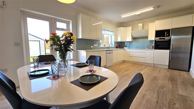 4 The Willows, Janeville, Carrigaline, Cork