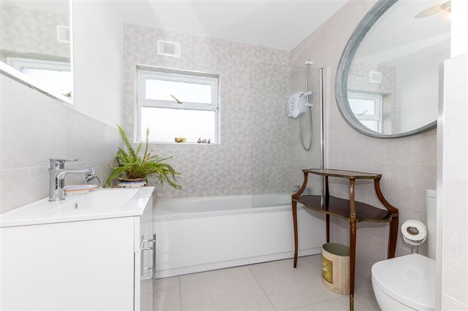 14 Auburn Grove, Malahide,   County Dublin