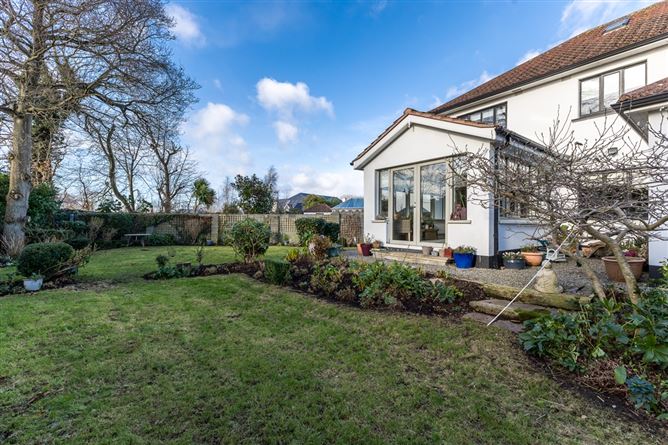 14 Auburn Grove, Malahide,   County Dublin